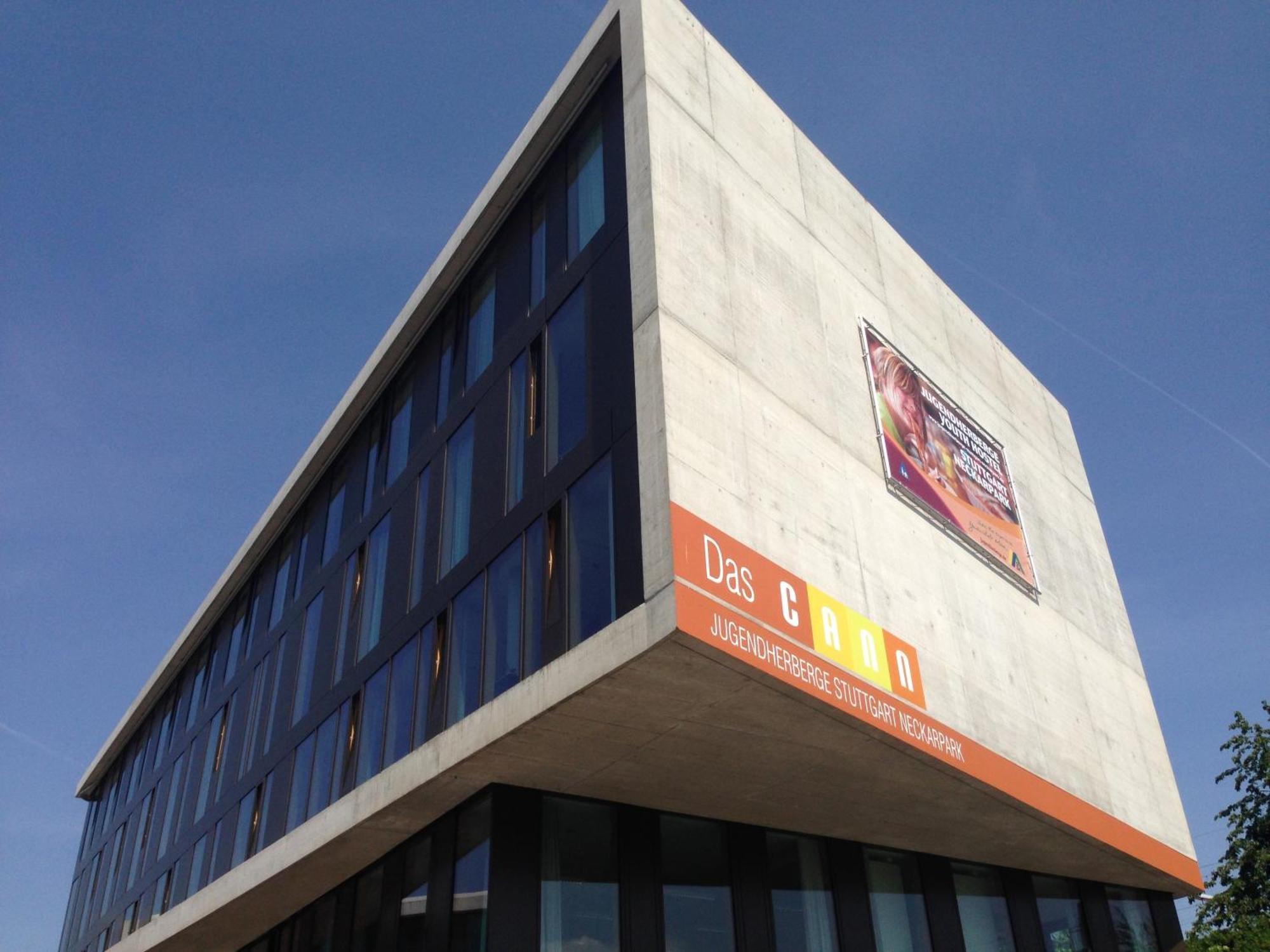 Jugendherberge Stuttgart Neckarpark Exterior photo